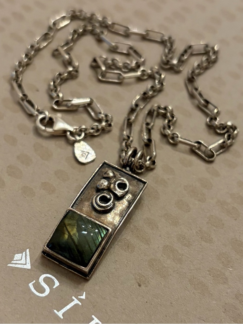 Vintage Silpada Sterling Silver and Labradorite Pendant “Timeless” Necklace - Picture 8 of 16